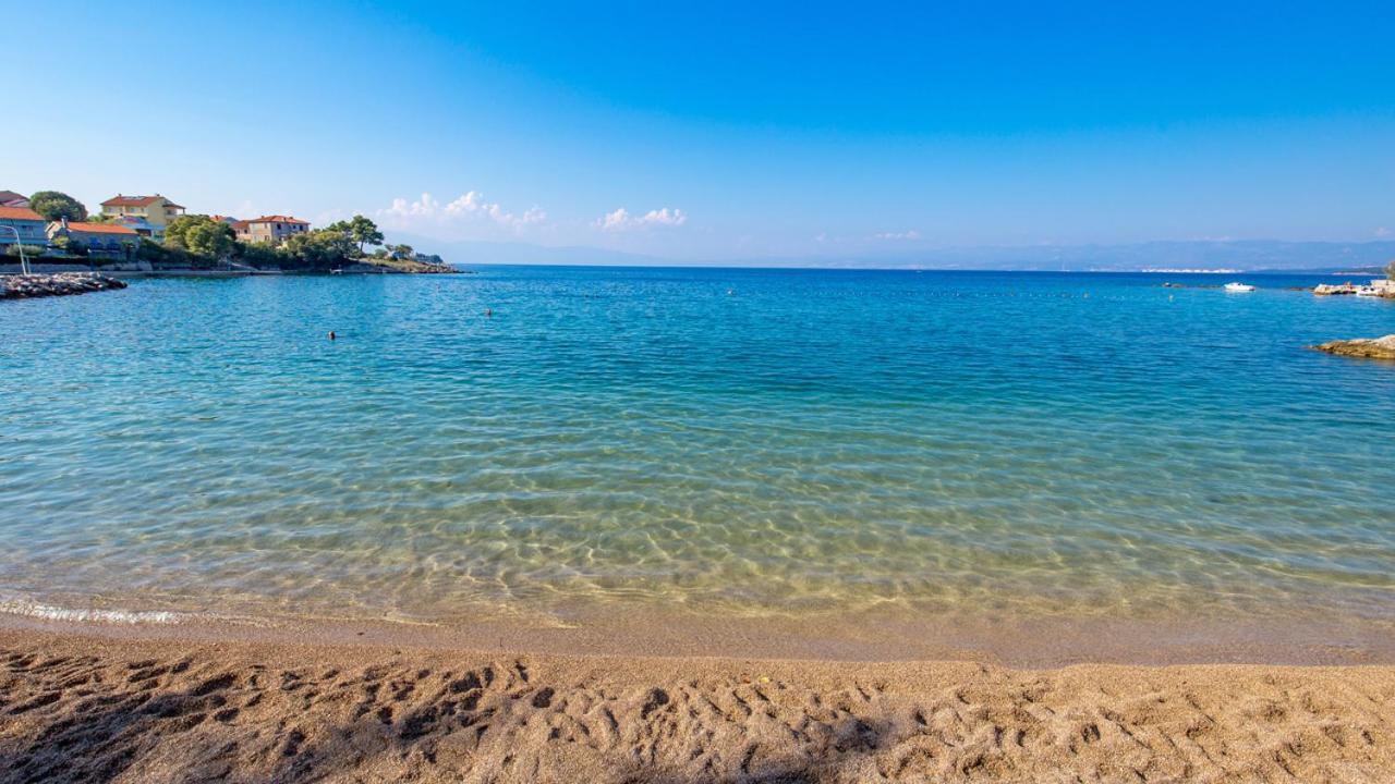 Sunset Suite Малинска Экстерьер фото